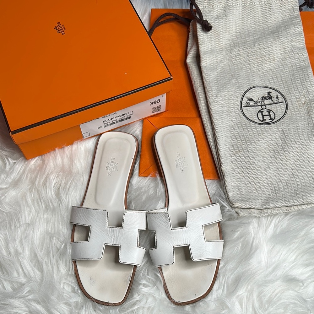 Authentic from boutique Hermes Oran White Women's Sandals